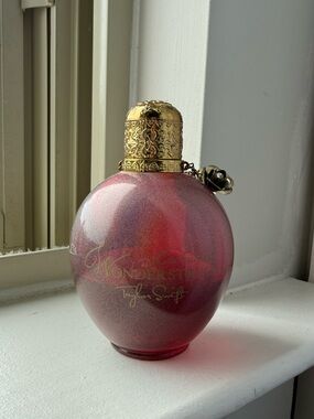Taylor Swift Enchanted Wonderstruck Perfume